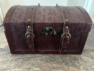 Decorative Vintage Treasure Chest Storage Box – Faux Leather Asian Style