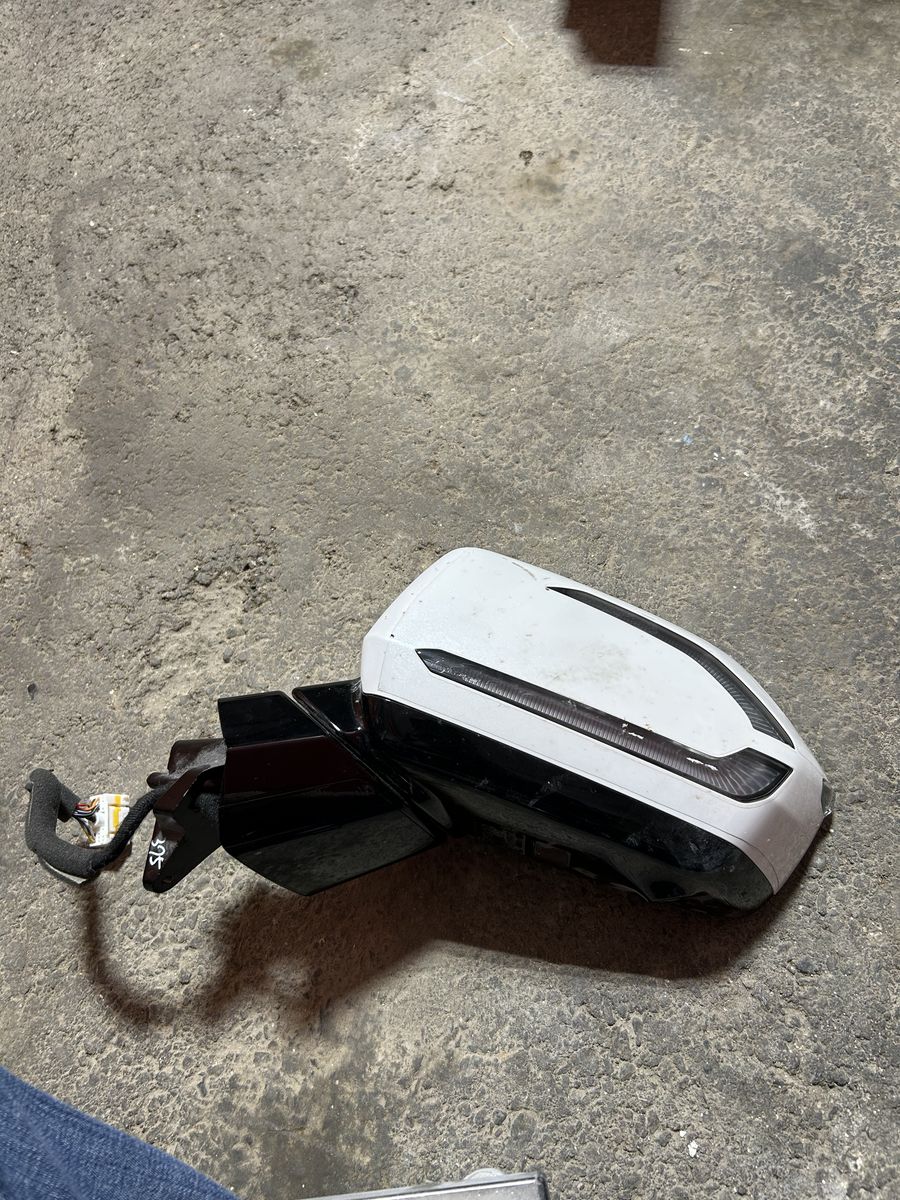 21-25 Hyundai Palisade Driverside Morror