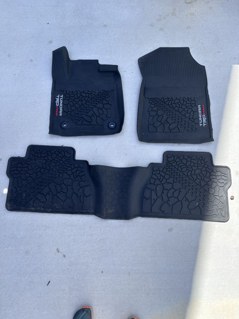 2020 Toyato Tundra TRD Pro Floor Mats
