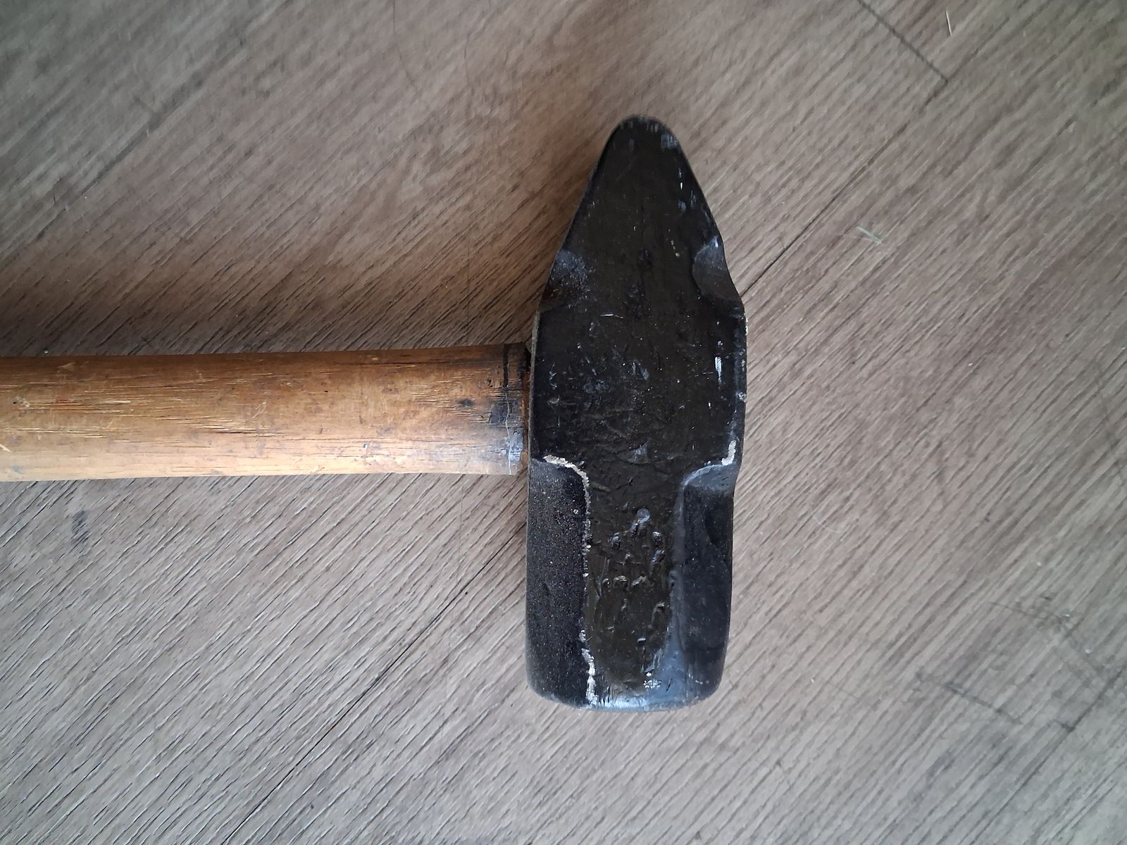 Main image 5