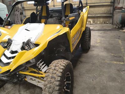 YXZ 1000