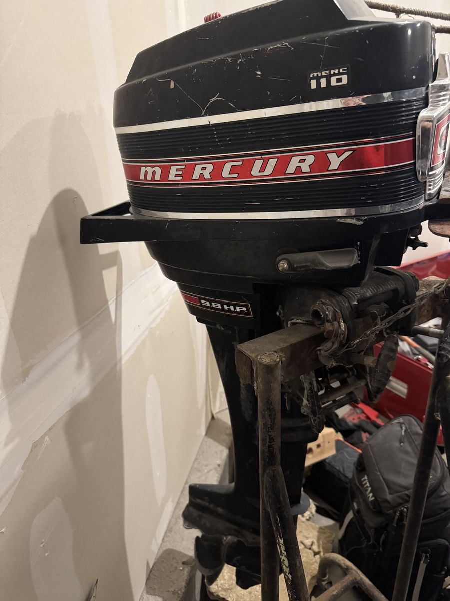 Reliable Mercury Merc 110 9.8 HP Outboard – Runs Strong, Ready for Water! $500 Firm