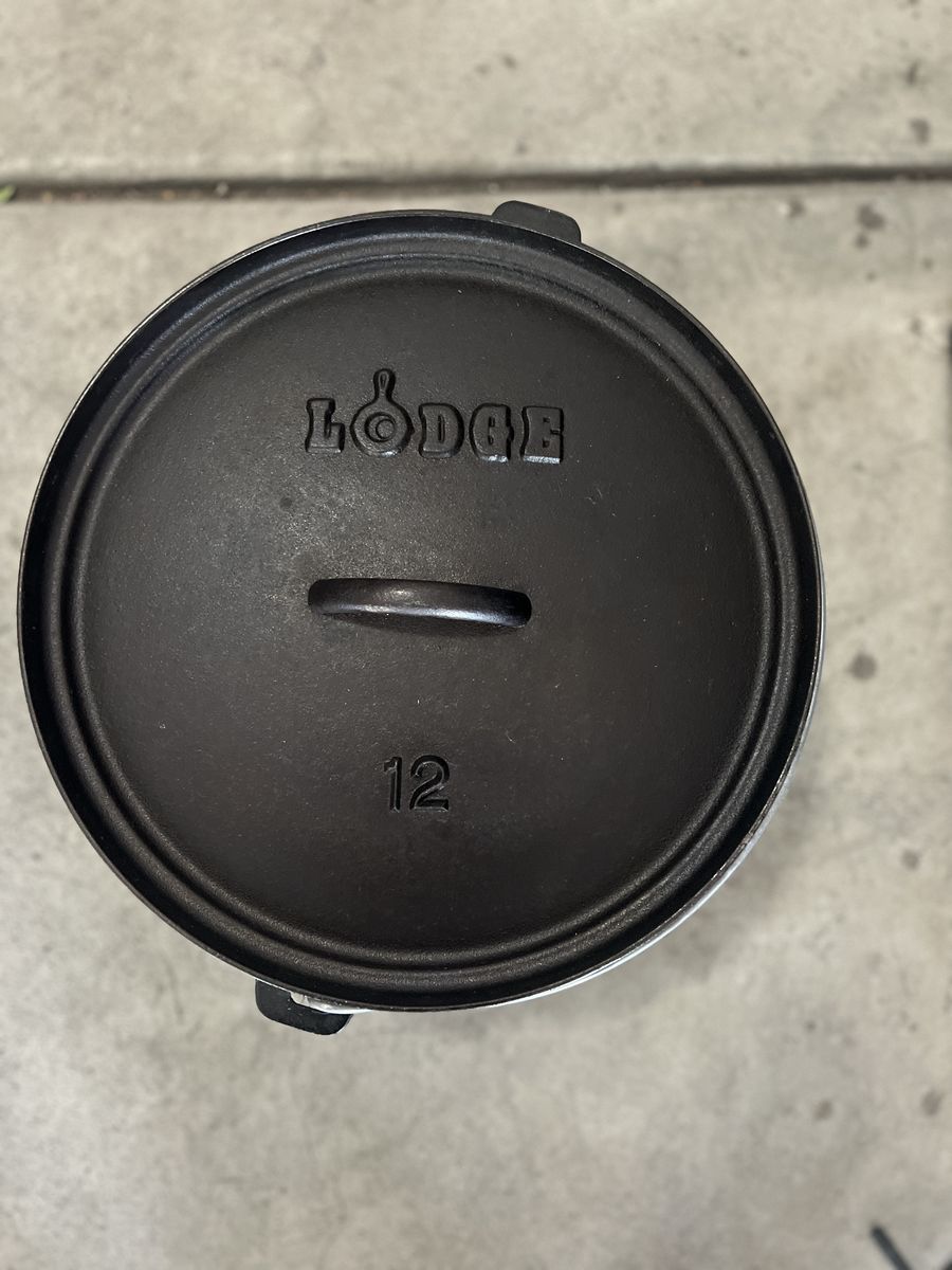 Lodge 12" Dutch Oven