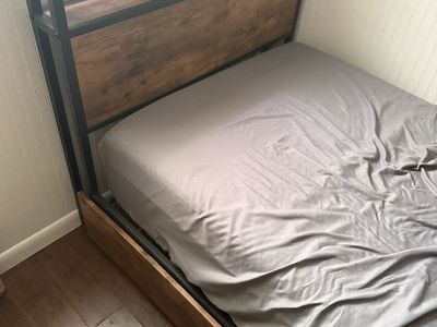 Twin bedframe