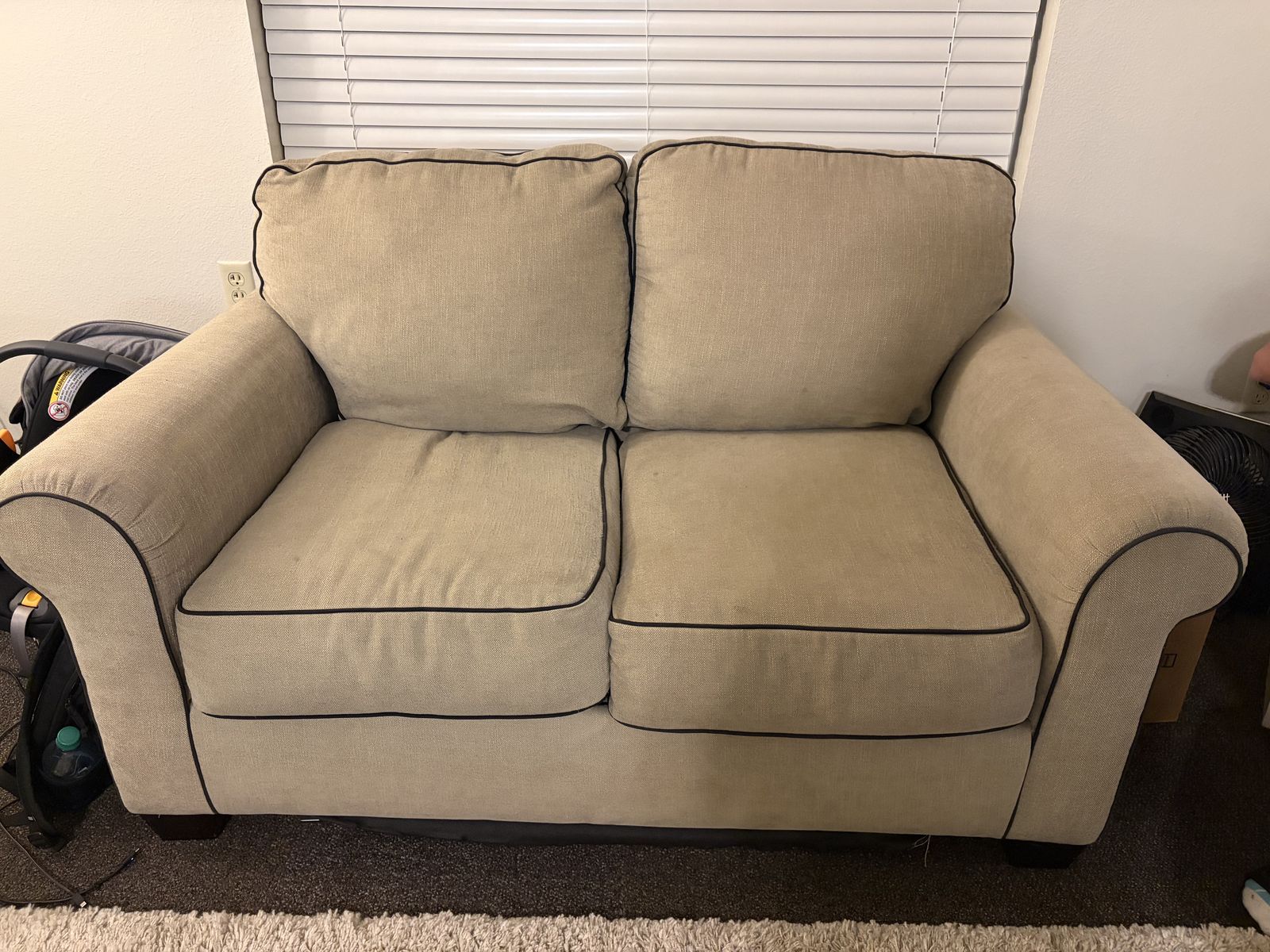 Beige couch set