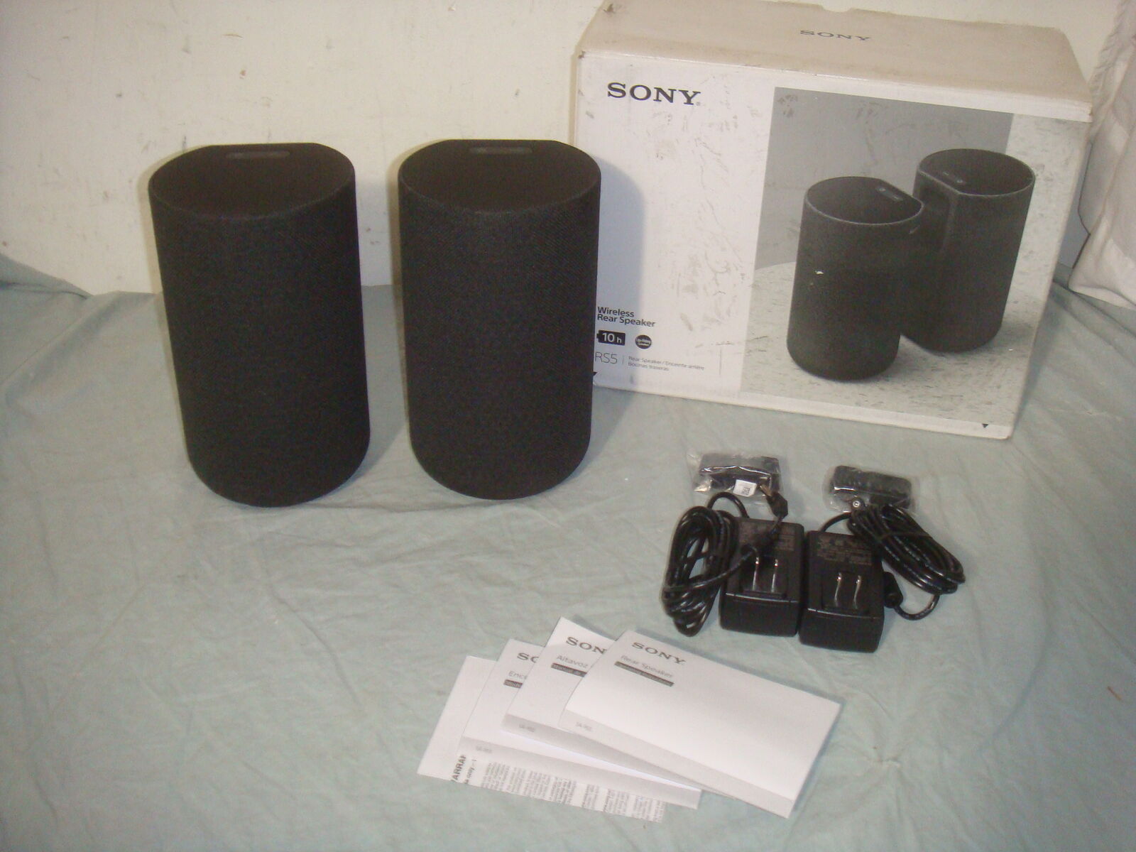 SONY SA-RX5 WIRELESS REAR SPEAKERS WITH BUILT IN BATTERY FOR USE WITH HT-A7000/A5000
