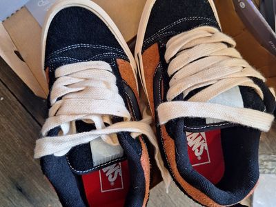 NEW Disney x Vans Lion King Scar Knu Skool - Women's 6.5/ Men's 5