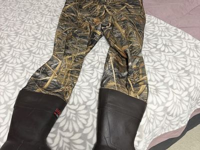 Tidewe waders and blind