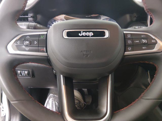 Main image 12