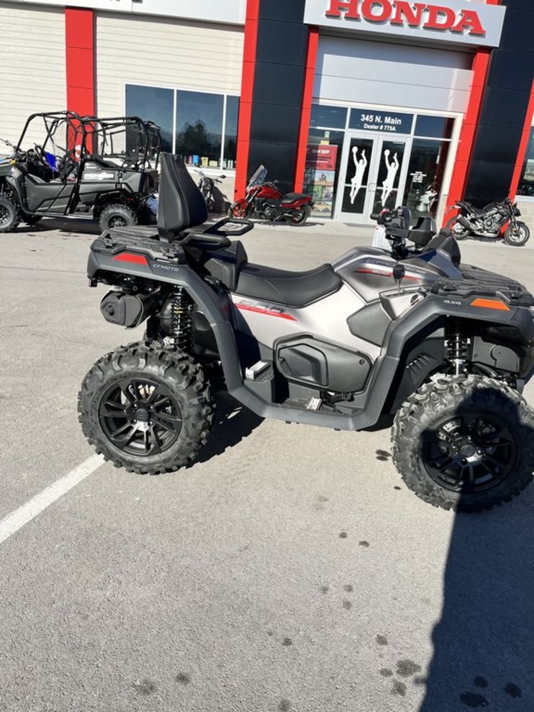 2026 CFMOTO CFORCE 800 Touring