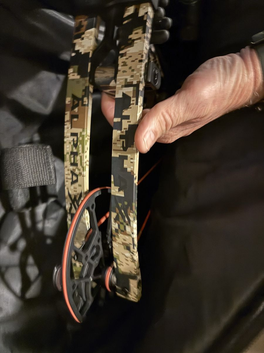 ‘24 Hoyt Alpha X Lefty