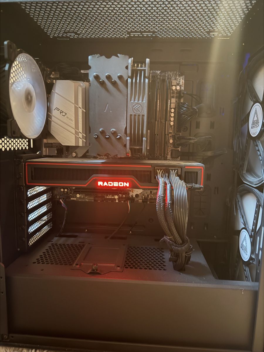 Custom Gaming PC: Ryzen 5 5600X, RX 6700 XT, 32GB RAM, 1TB SSD, Montech Case