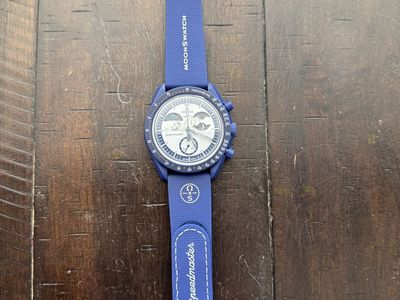 Omega Swatch Moonswatch Mission to Earthphase moonshine gold Speedmaster - New in Box with Papers
