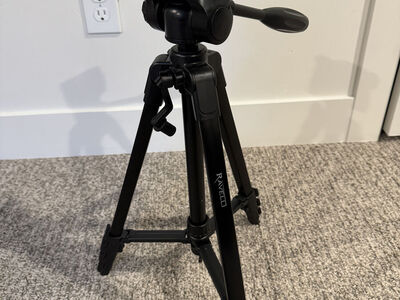Ravelli Tripod + Carry Case