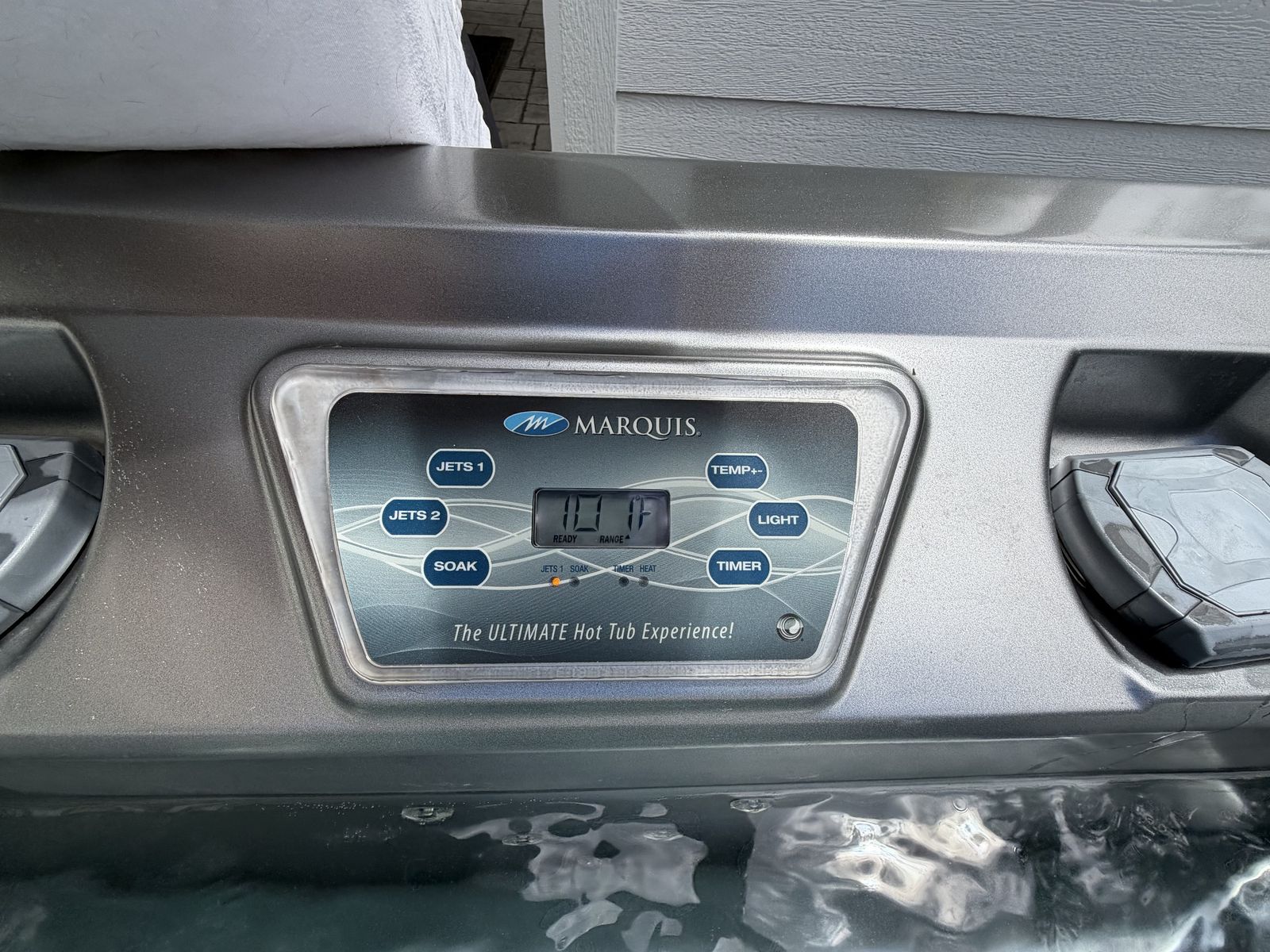 Marquis V94 Hot Tub