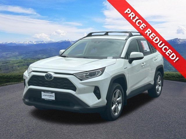 2021 Toyota RAV4 XLE Premium