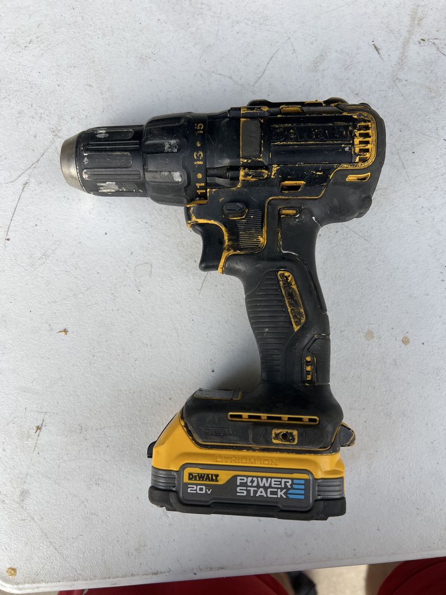 DeWalt 20V Cordless Drill Driver with Power Stack Battery