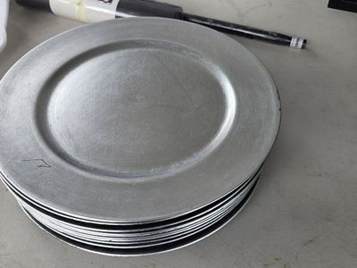 Set of 20 Silver Charger Plates, Round, Reusable Underplates for Dining & Decor