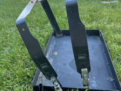 Double Jerry Can Holder Water Gas Frontrunner Rack