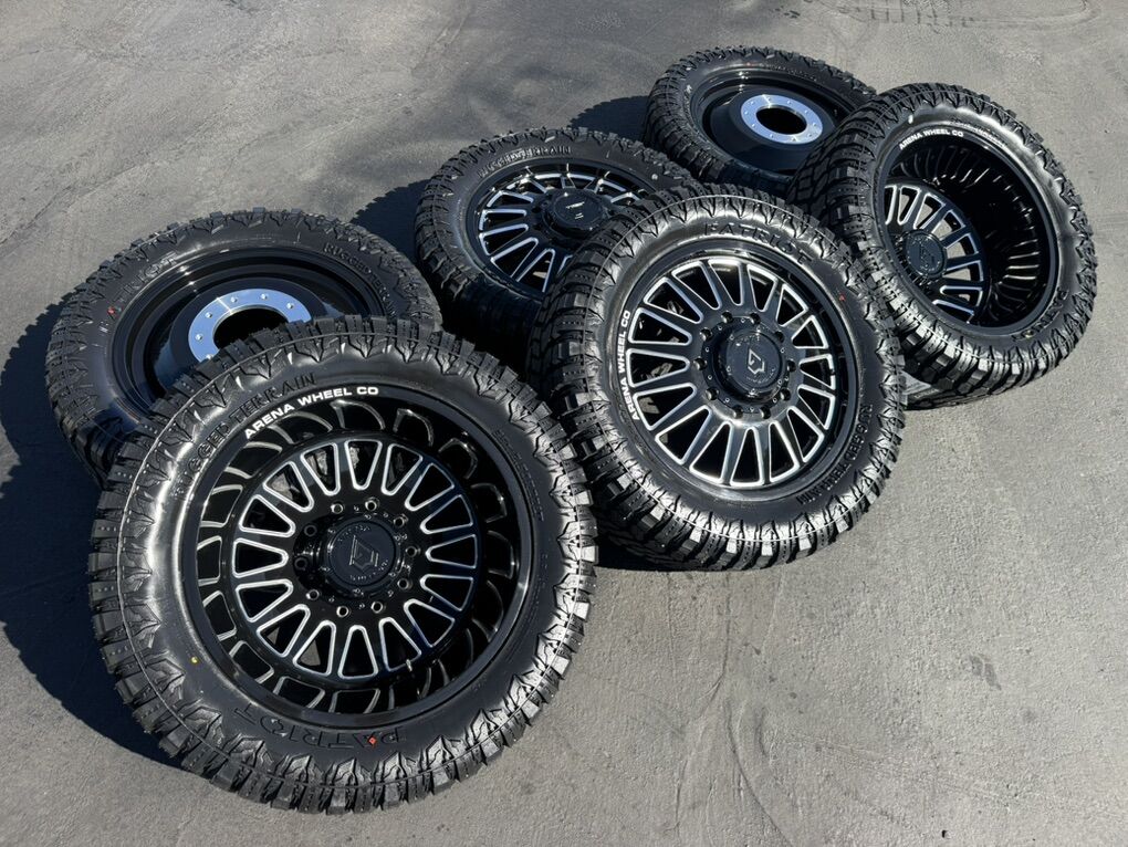 New 10x225 Dually 35x12.50r22 RT Ford F450 Dually