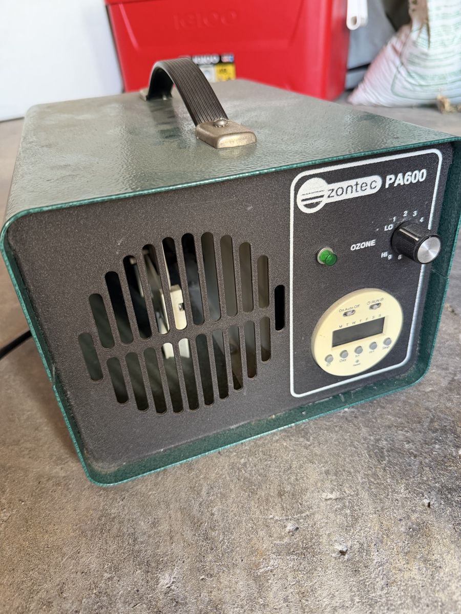 Zontec PA600 commercial ozone generator