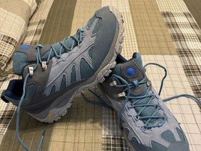 Merrell Men's Hiking Shoes Size 13 Blue Gray Vibram Soles