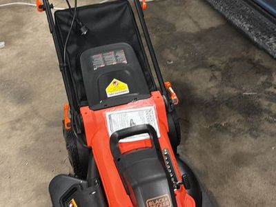 Black and decker corded electric lawn mower brand new