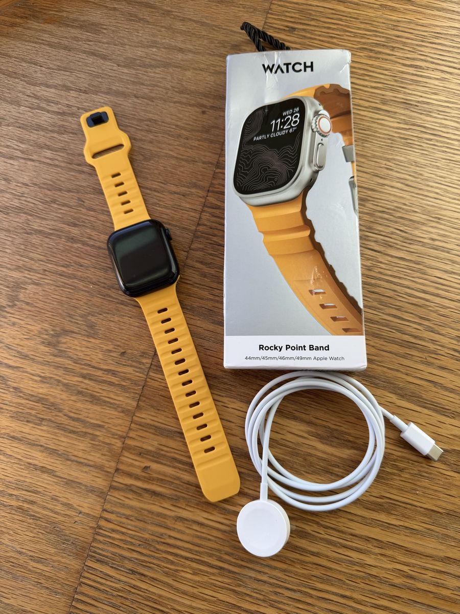 Apple Watch Series 9, 45mm with bands