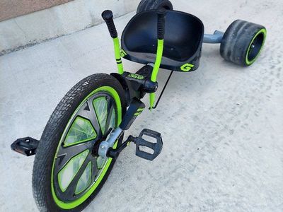 Huffy Green Machine Drift Trike 20" Wheel - Black/Green