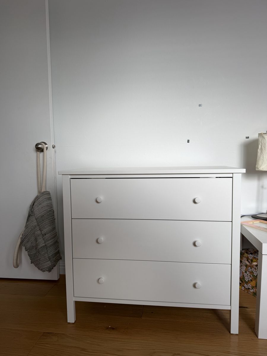 2 White 3-Drawer Dresser Chest of Drawers