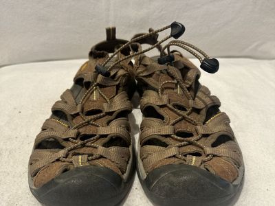 Keen women’s size 8 light brown WP slim style, hiking sandals