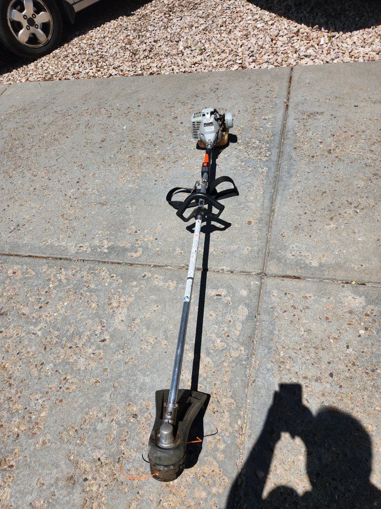 Echo SRM-210 Gas String Trimmer with Spool of Line - Used, Great Condition