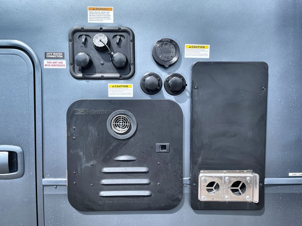 Main image 9