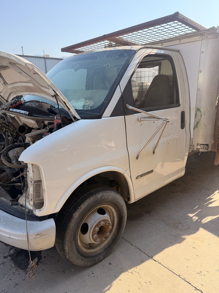 2000 Chevy Express 3500