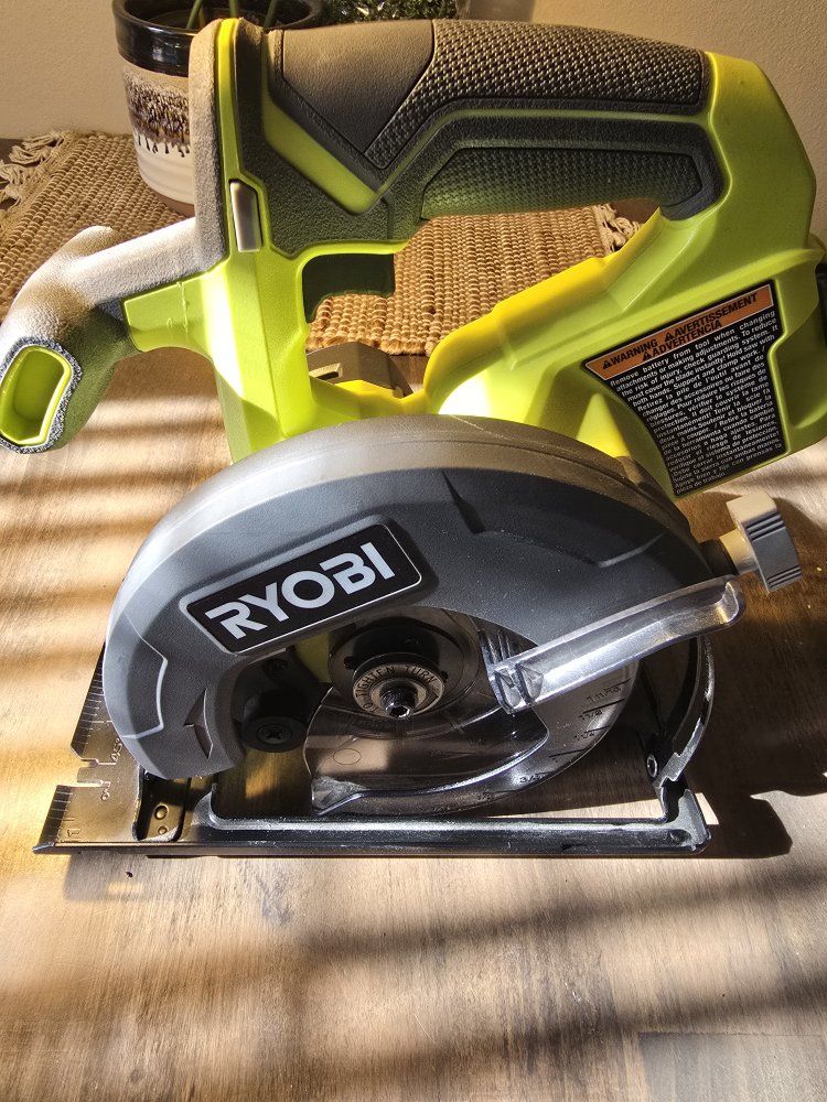 Ryobi PCL500 18V ONE+ 5-1/2" Cordless Circular Saw - Bare Tool