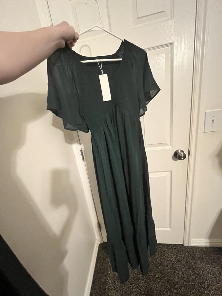 BRAND NEW Petallush Dress size S