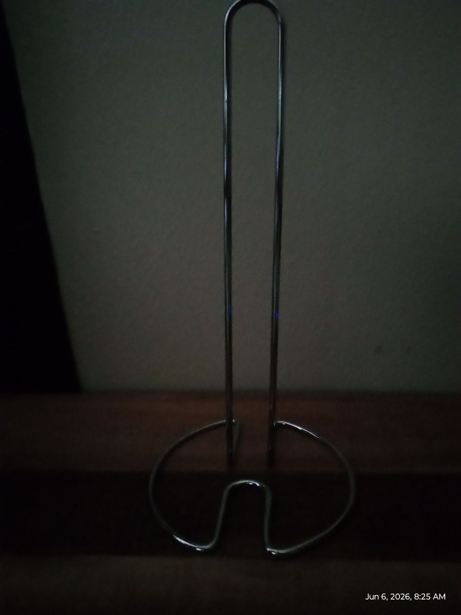 Chrome paper towel holder
