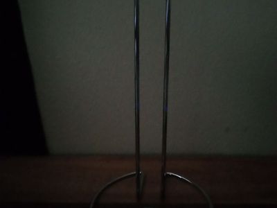 Chrome paper towel holder