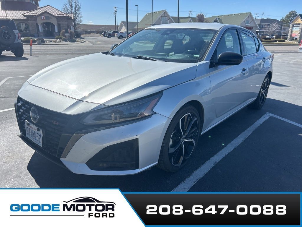 2024 Nissan Altima 2.5 SR