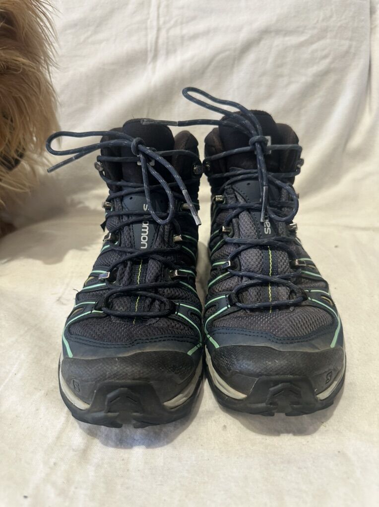 Salomon X-Ultra Women’s 7.5 Navy Hiking Boots