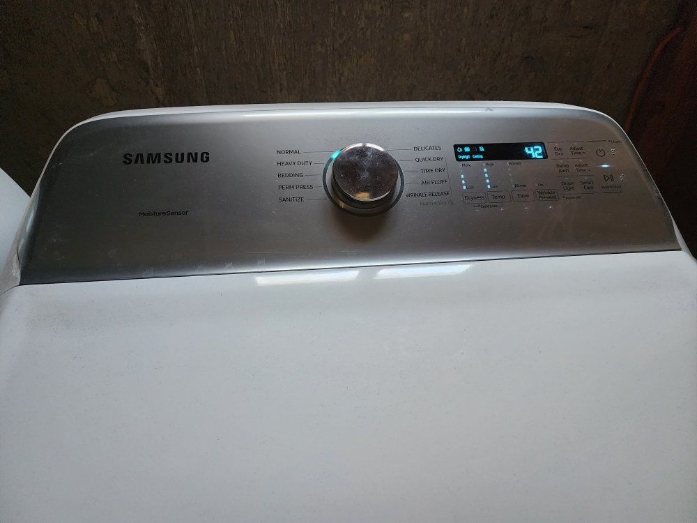 Main image 6