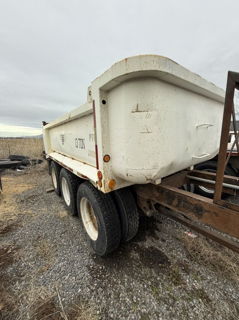 Clement 3 Axle Pup Trailer