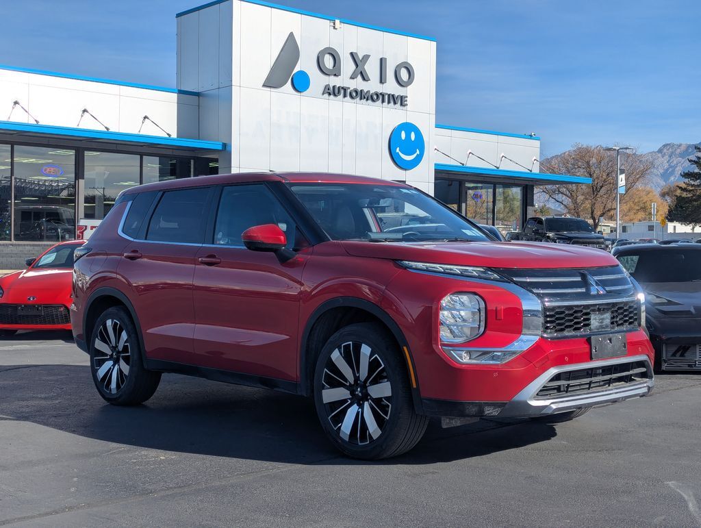 2025 Mitsubishi Outlander SE