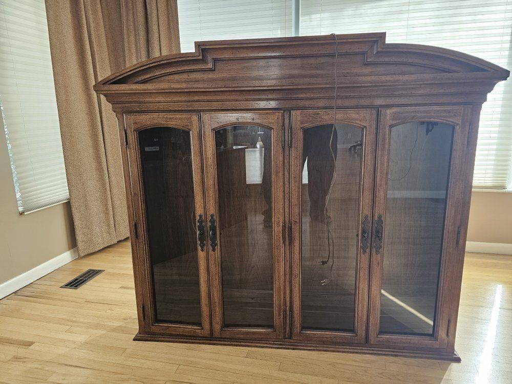 china Hutch