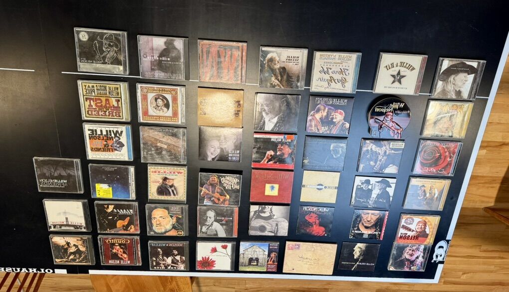 Extensive Willie Nelson CD Collection