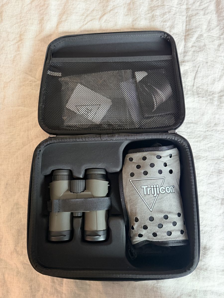 Trijicon 10 x 42 HD binoculars