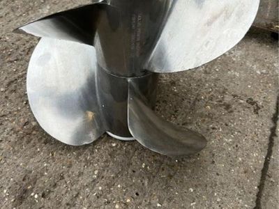 Two Sets Volvo Penta SX Dou-Props F8 Sets