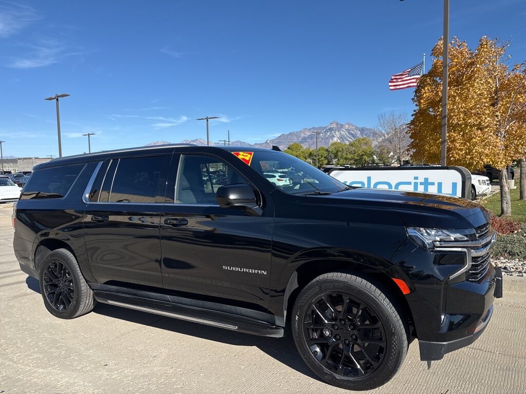 2023 CHEVROLET SUBURBAN LT