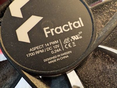 2x 140 mm Aspect PWM fans Fractal Branded