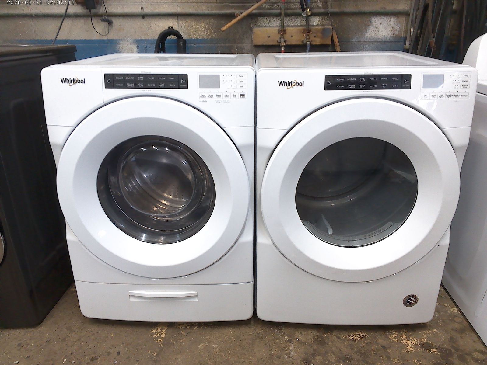 Whirlpool front load washer with matched electric dryer
